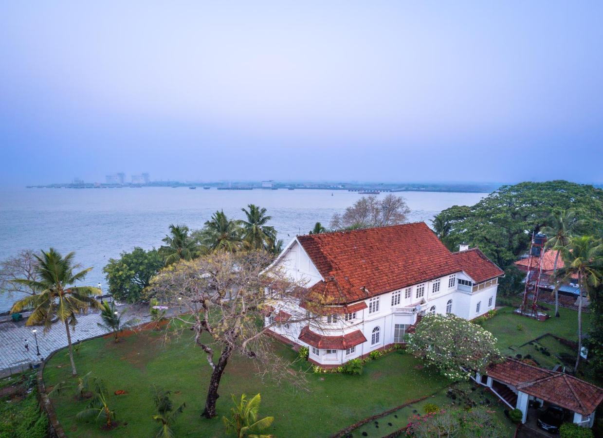 Amritara The Poovath Beachfront Heritage, Fort Kochi Exterior photo
